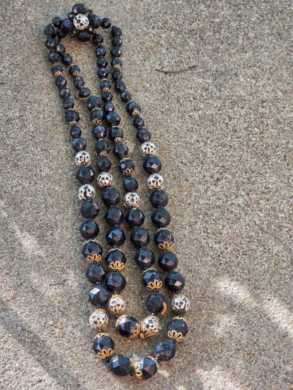 Vintage Japan 2 Strand Black Gold Lucite Filigree Beaded Necklace 19"